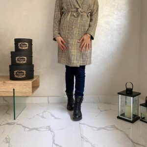 Trench à carreaux couleur claire
