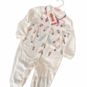 Grenouillère pour petit bébé